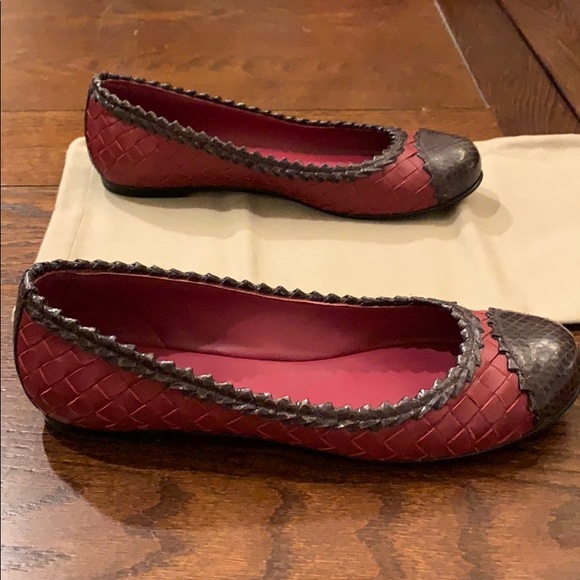 Bottega Veneta Snakeskin Trim Intrecciato Flats - Picture 5 of 11